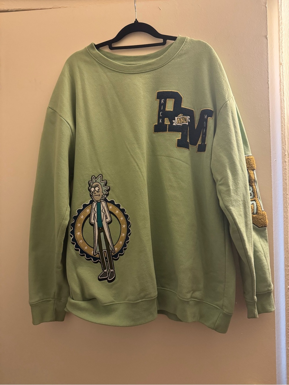Rick and Morty Green Oversized Patch Sweatshirt XL